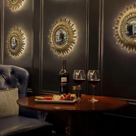 Randles 4* Killarney